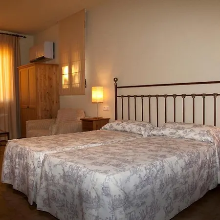 Novella De Muntanya Hotel 3*
